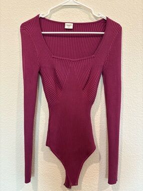 Abercrombie & Fitch Ribbed Long-Sleeve Bodysuit in Berry